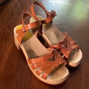 Swedish Hasbeens size 40